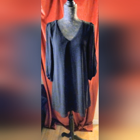 Dresses & Skirts - Lulus Elegant Black Women's Dress